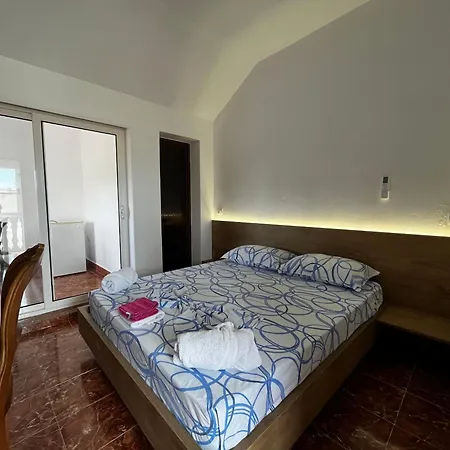 Kasa Apartment