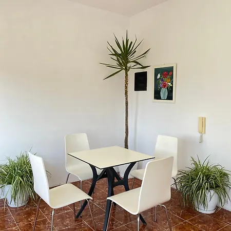Kasa Apartment
